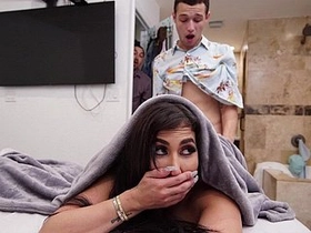 FILTHYFAMILY's Latina leads showcase