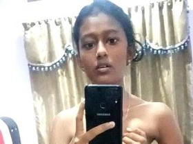 Indian nubile enjoys solo playtime with