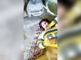 Indian village damsel gets her coochie