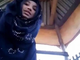 Muslim teen with a hijab uncovers her
