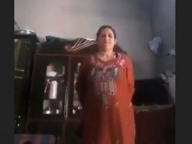 Pakistani doll liquidates clothes to