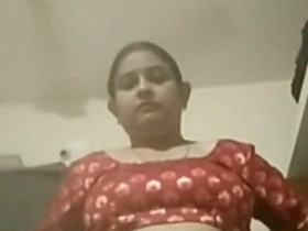 Nude Indian bhabhi takes off down and