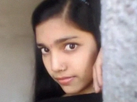 Bare selfies of Indian  girls go viral