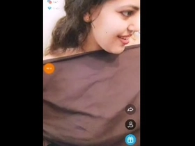 Arab doll performs tango in a intimate