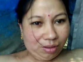 Older married nymphs have sex in the