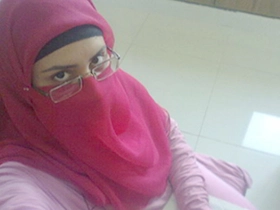 Adorable damsel takes bare selfies for