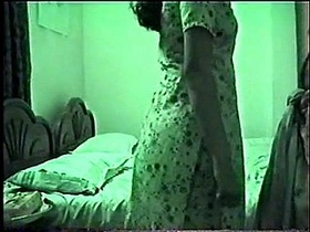 Married Pakistani duo has sultry sex in