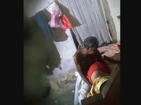 Horny Indian bhabhi gets her pussy