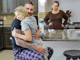 Stepdaughter Pummel After Breakfast